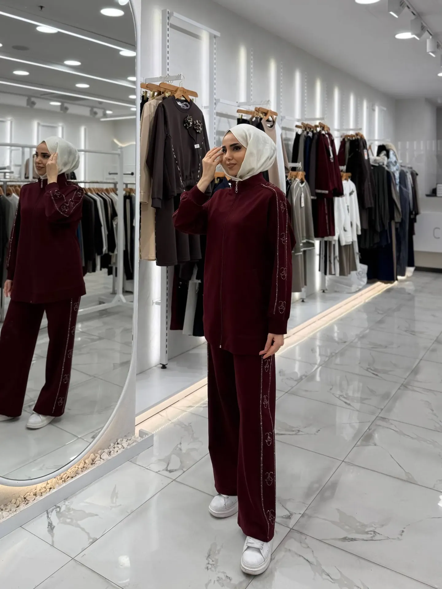 [869-108403-38] طقم قطعتين - خمري (38)